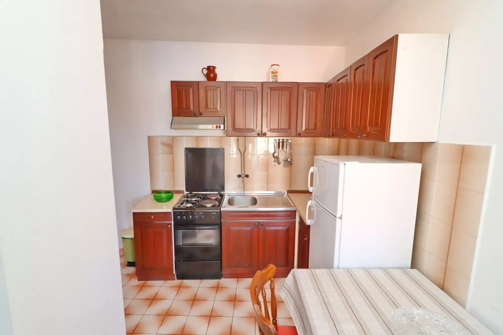 Apartments Peselj-Three Bedroom Apartment with Terrace and Sea View-Kitchen