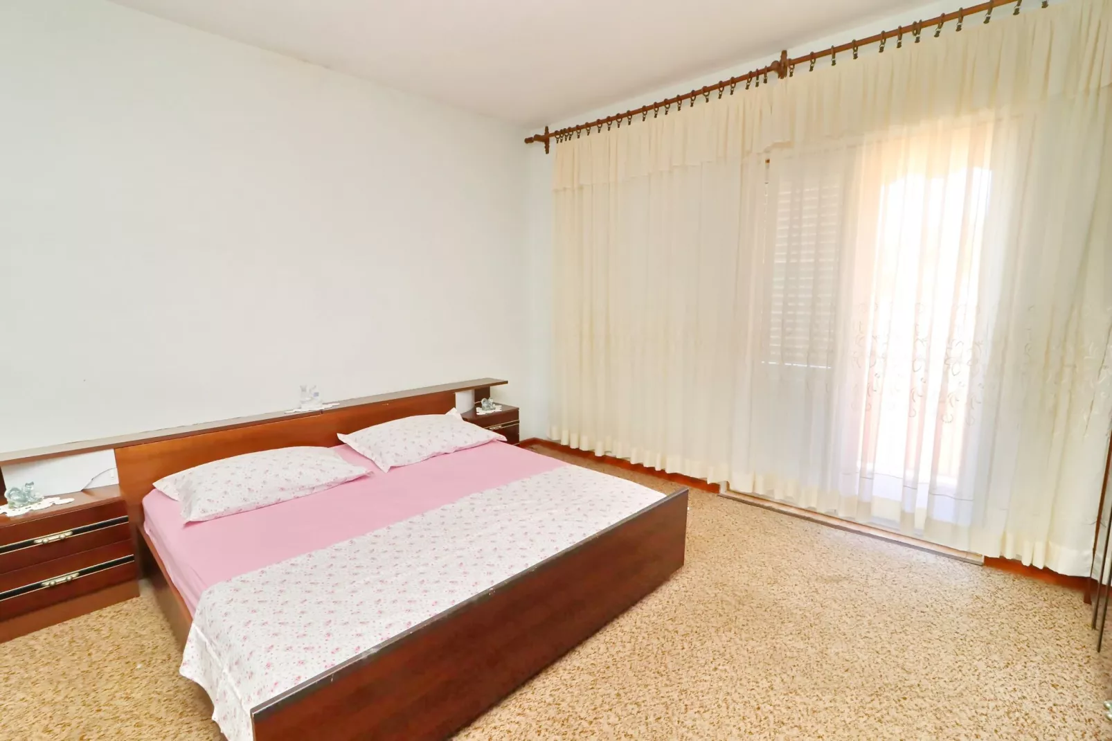 Apartments Peselj-Three Bedroom Apartment with Terrace and Sea View-Bedroom