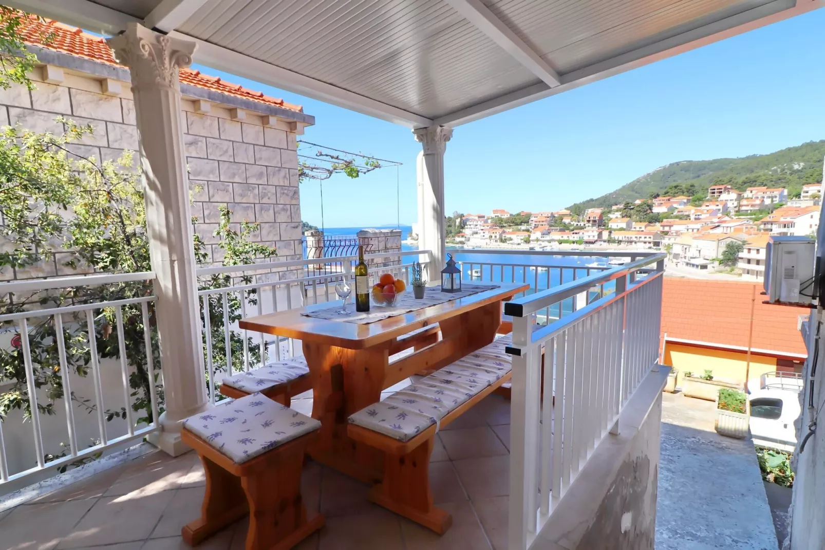 Apartments Peselj-Three Bedroom Apartment with Terrace and Sea View-Terrace