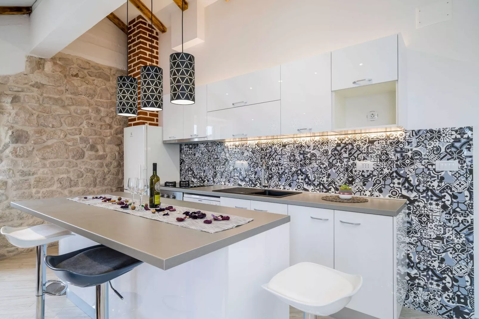 Villa Ro-Ma - Three Bedroom Villa with Terrace and Sea View-Cuisine