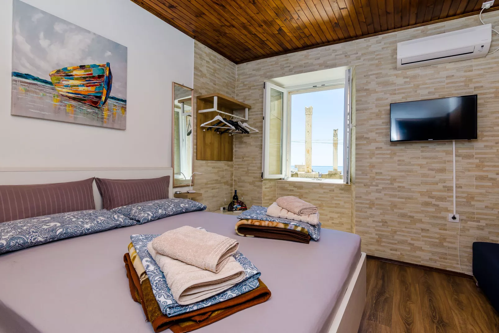 Rooms City Central Old Town - Triple Rom with Sea View-Schlafzimmer