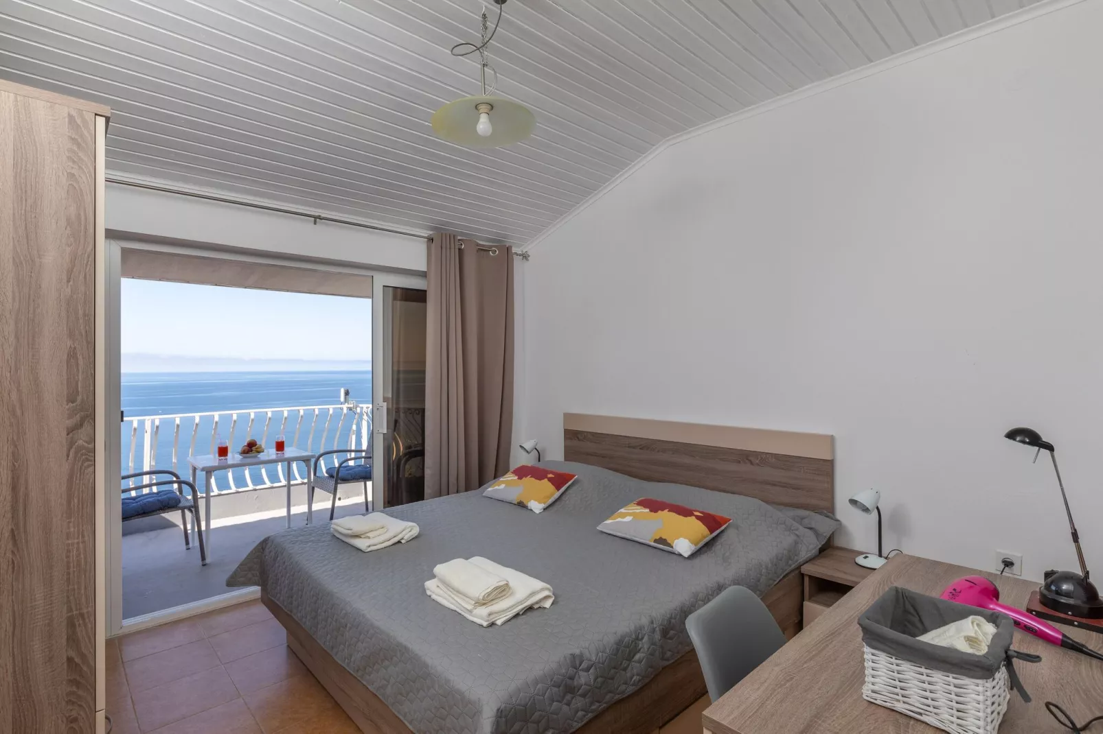 Apartment Agneza - One bedroom apartment with terrace-Bedroom