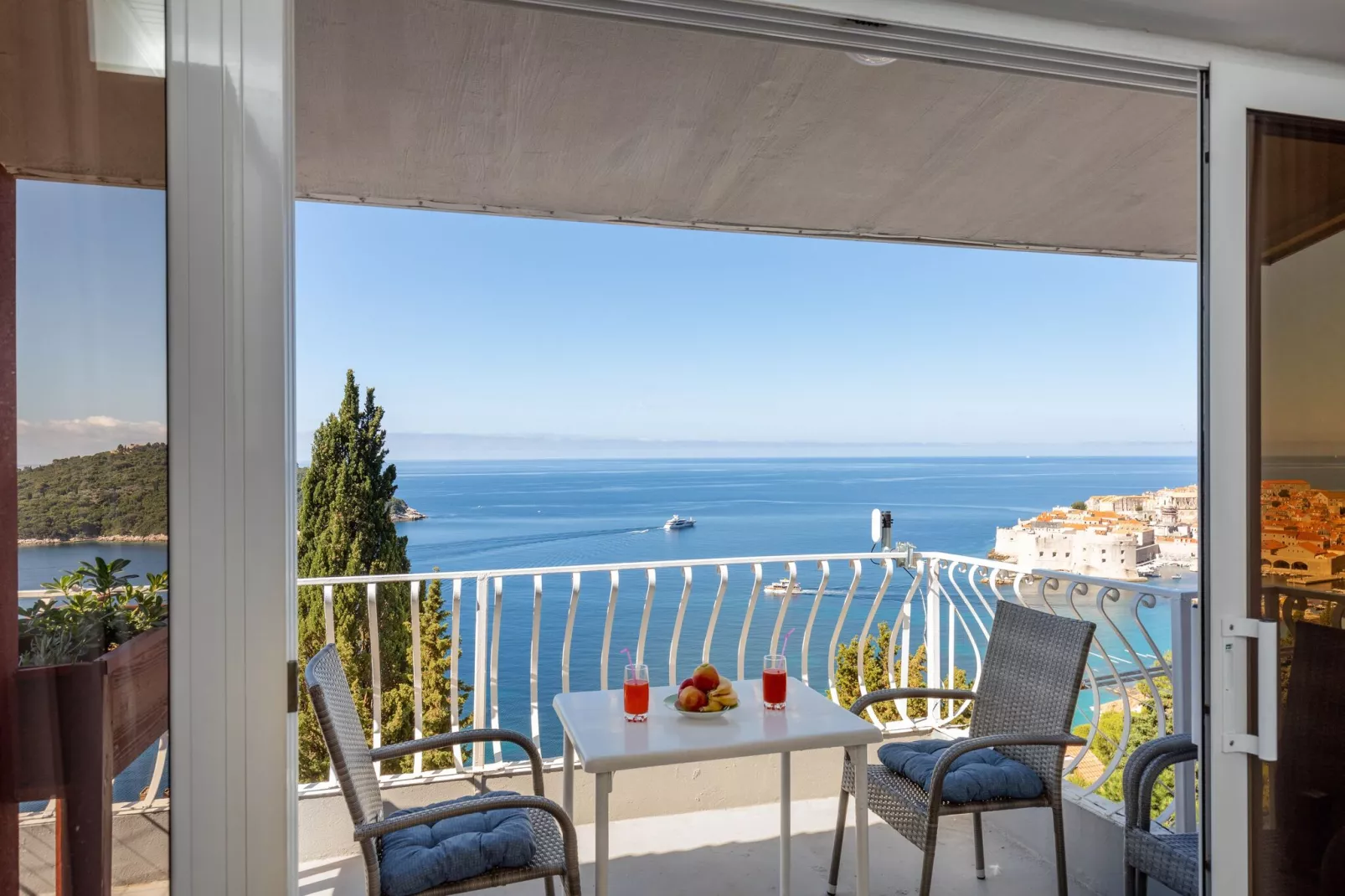Apartment Agneza - One bedroom apartment with terrace-Terrace