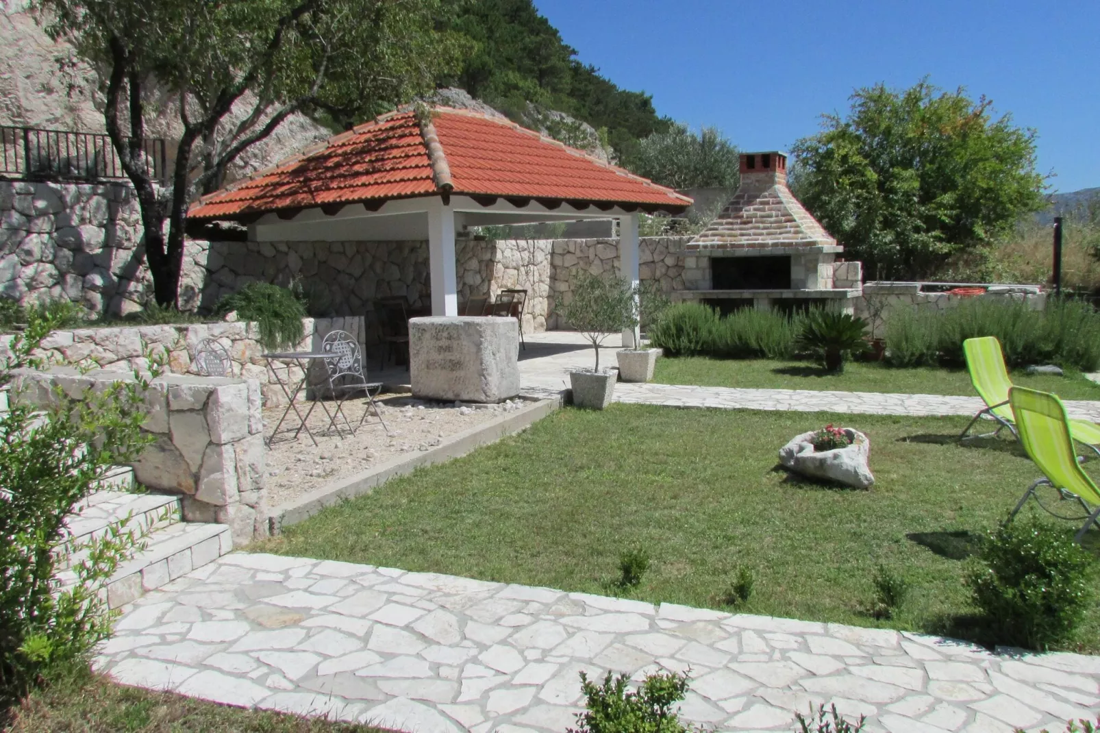 Holiday Home Stari Zoganj - Two Bedroom Holiday Home with Terrace and Swimming Pool-Terrasse