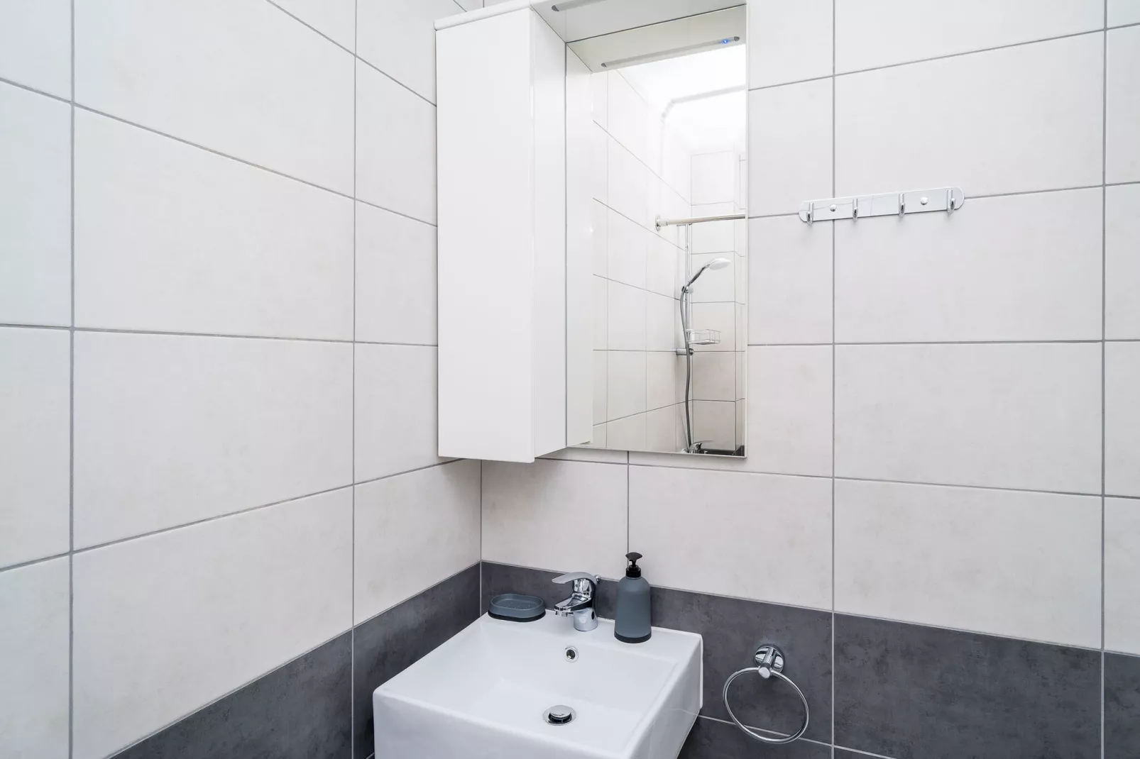 Villa Marija-Twin room with Kitchen and Terrace-4-Bathroom