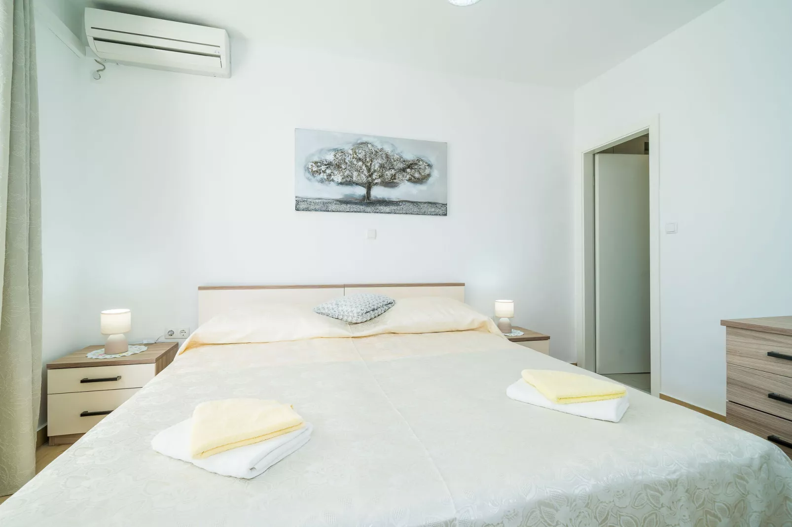 Villa Marija-Studio Apartment with Terrace-5-Schlafzimmer