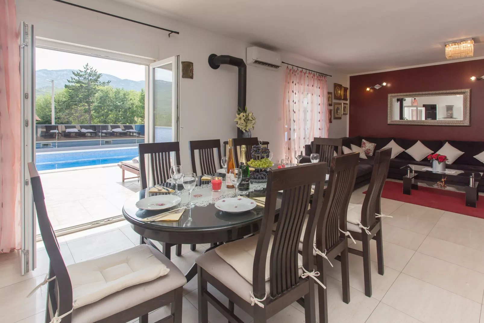 Villa Tomic - Four-Bedroom Villa with Private Pool-Terrace