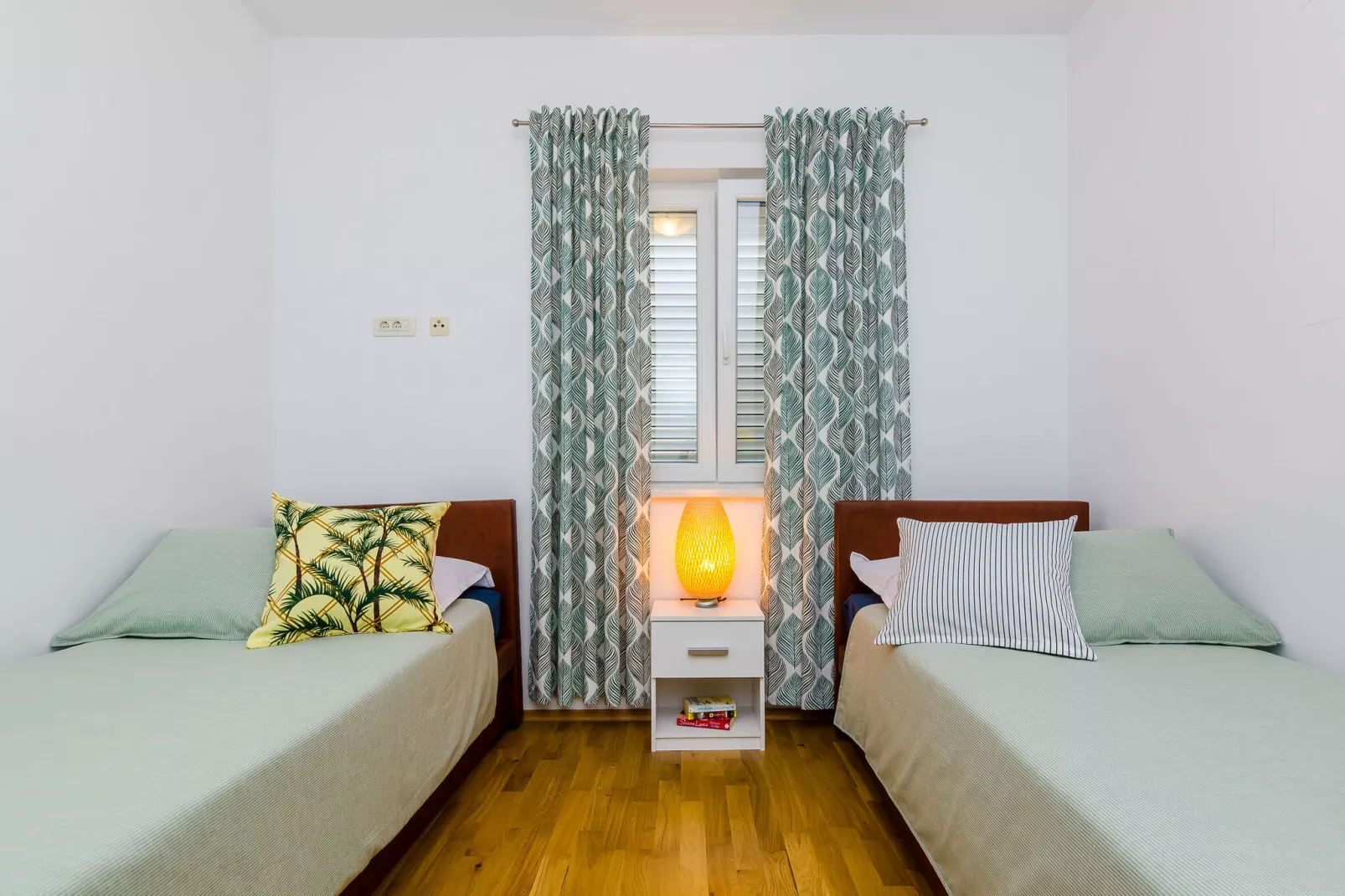 Private Garden Apartment Dubrovnik - Two-Bedroom Apartment with Garden and Terrace-Bedroom