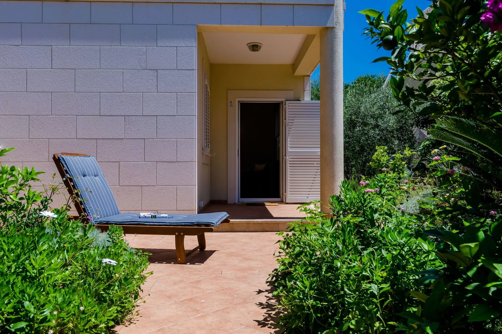 Private Garden Apartment Dubrovnik - Two-Bedroom Apartment with Garden and Terrace-Gardens summer