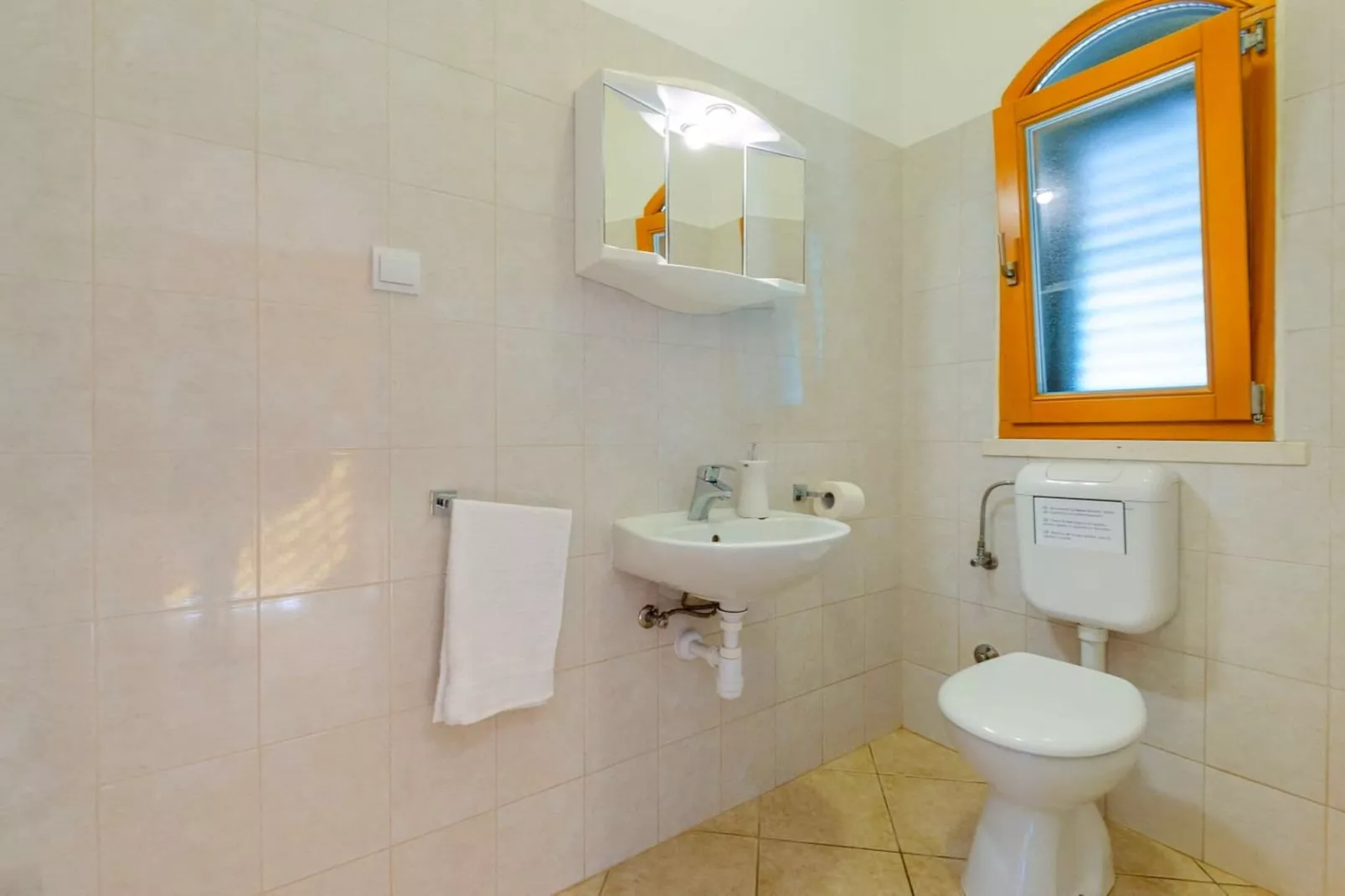 Seafront Holiday Home Marija-Three Bedroom Holiday Home with Sea View-Badezimmer