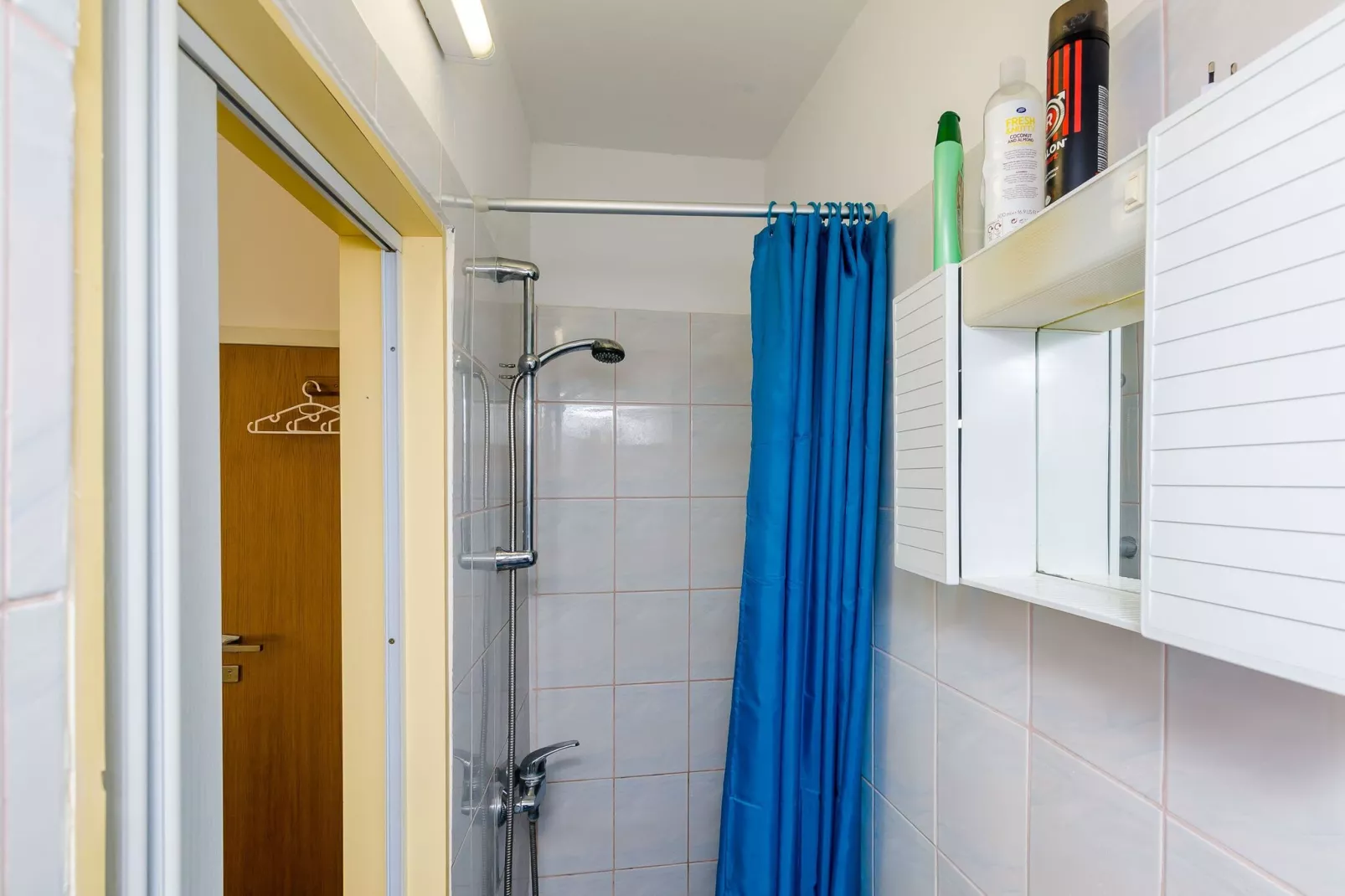 Room Bruna - double room-Badezimmer