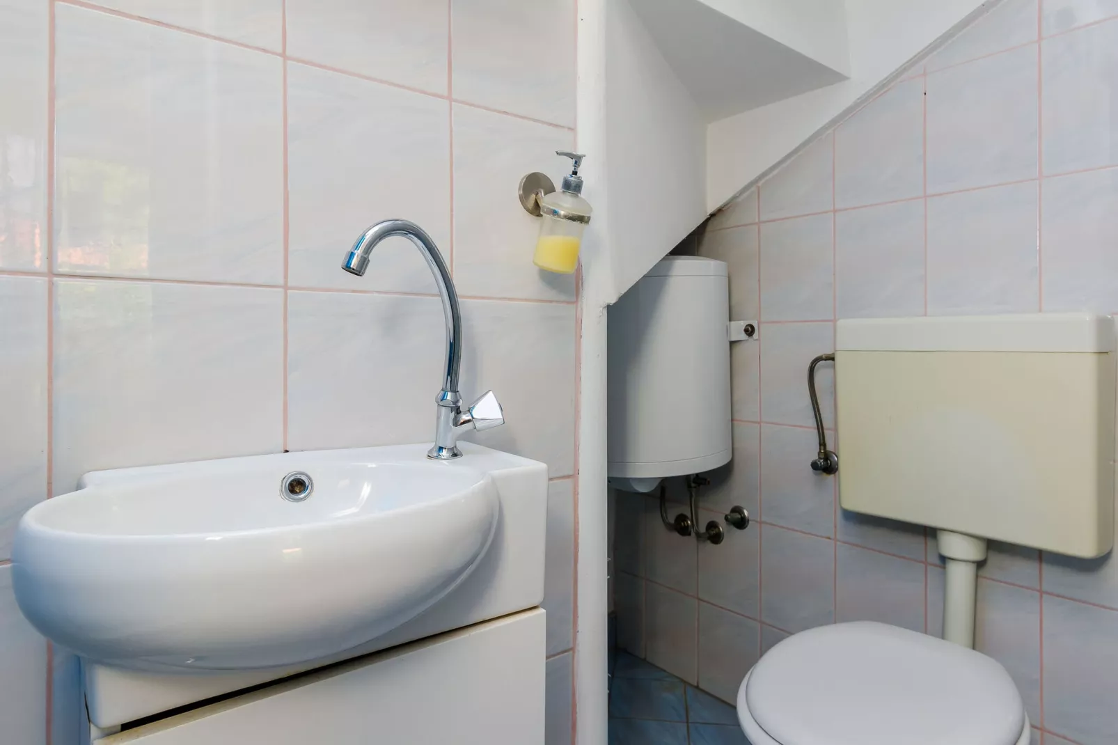 Room Bruna - double room-Badezimmer
