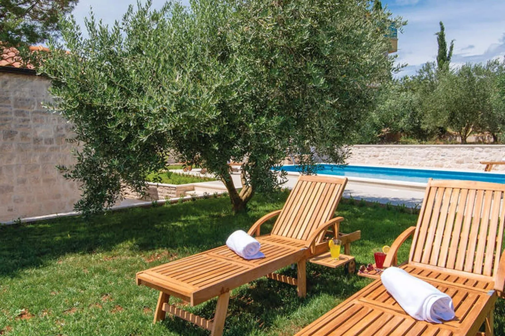 Holiday Home Lovište-Three Bedroom Holiday Home with Pool and  Sea View-Terrace