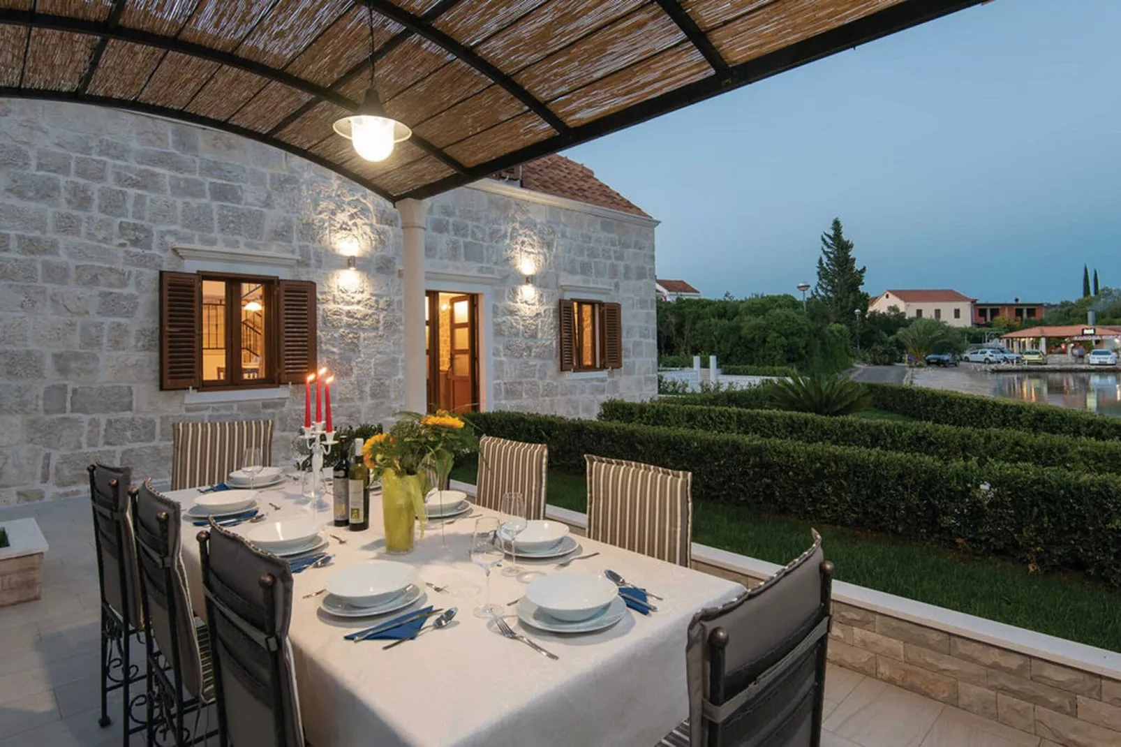 Holiday Home Lovište-Three Bedroom Holiday Home with Pool and  Sea View-Terrace