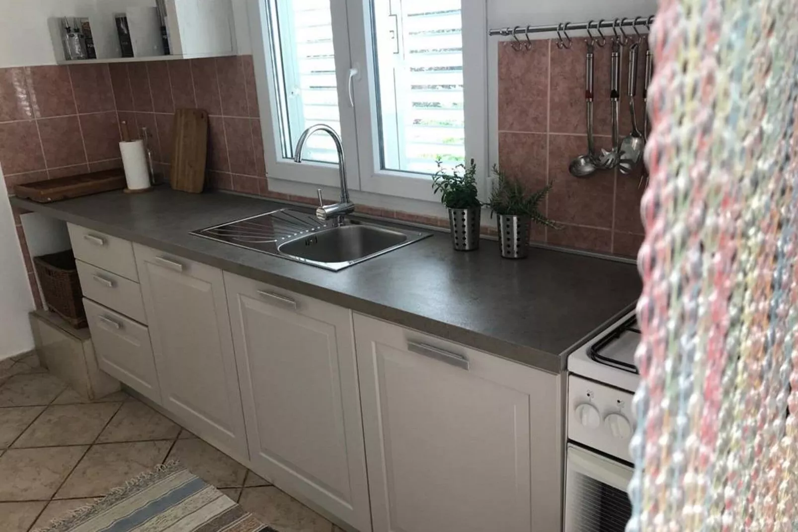 Holiday Home Island Gem - Five  Bedroom Apartment-Cuisine