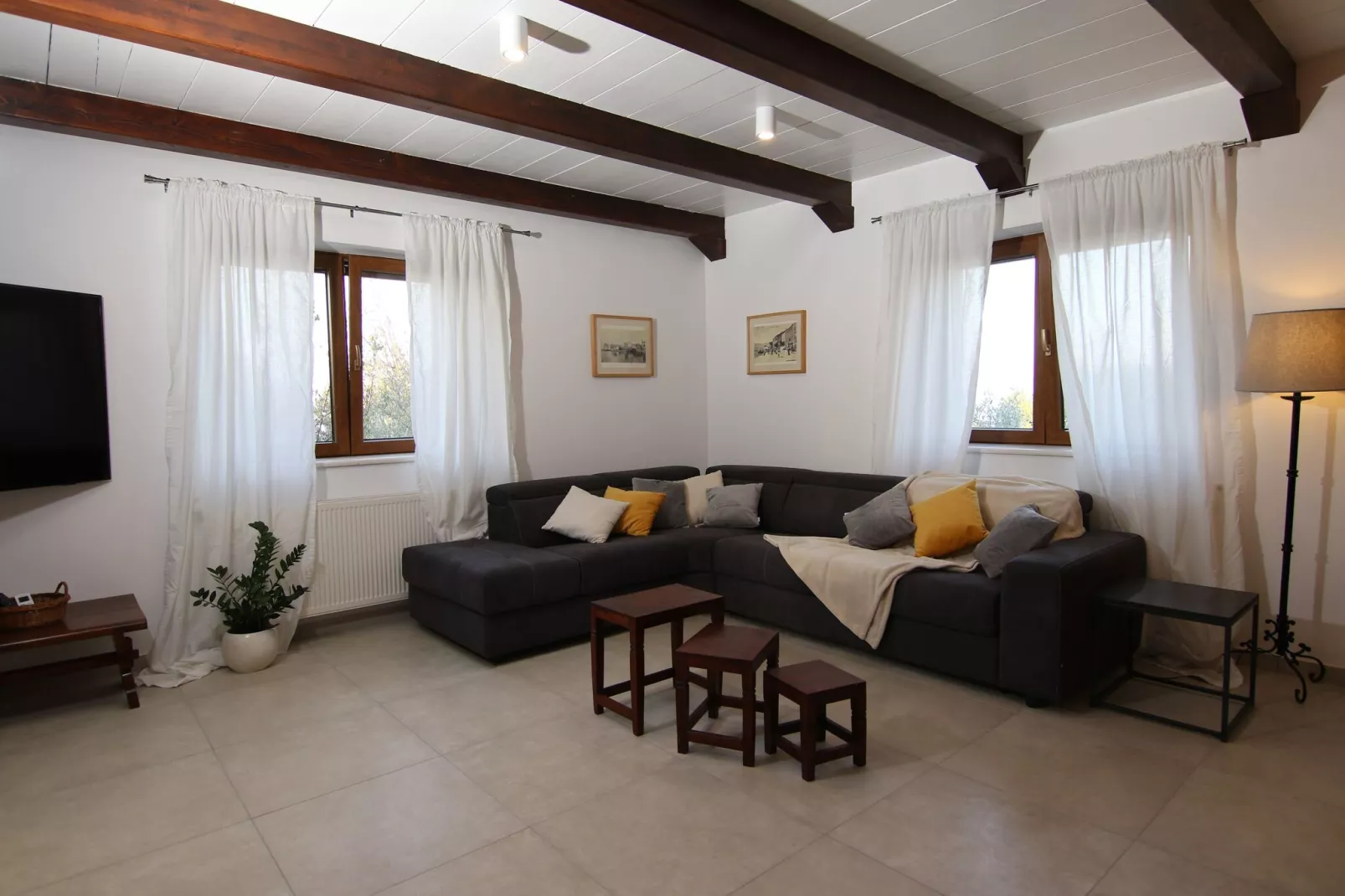 Stone Villa Olea-Three Bedroom Villa with Pool-Living room
