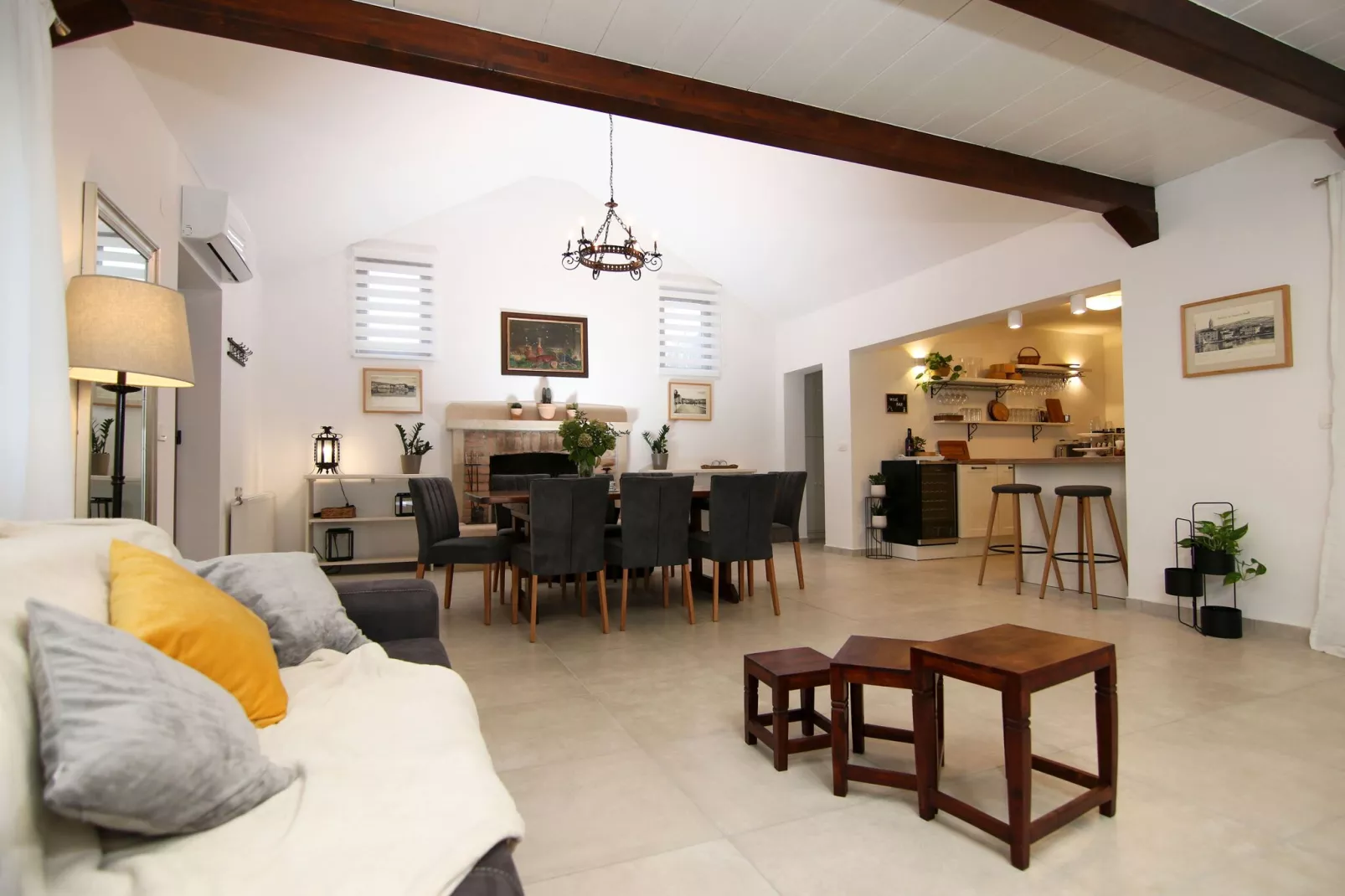 Stone Villa Olea-Three Bedroom Villa with Pool-Living room