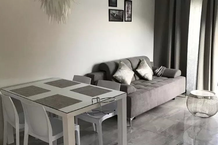 Apartments Korčula - One Bedroom Apartment with Terrace and Sea View-Dining room