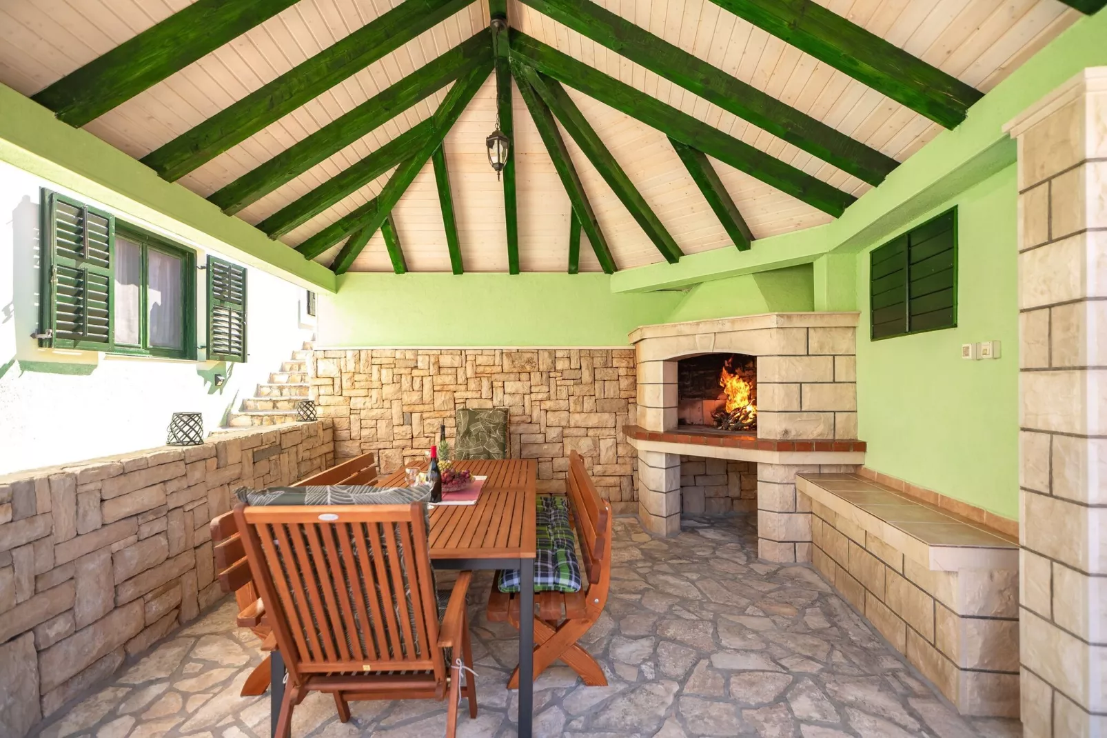 Holiday Home Melanie - Five bedroom house-Installations