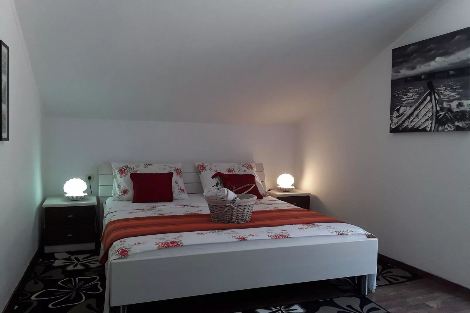 Holiday Home By The Sea-Bedroom