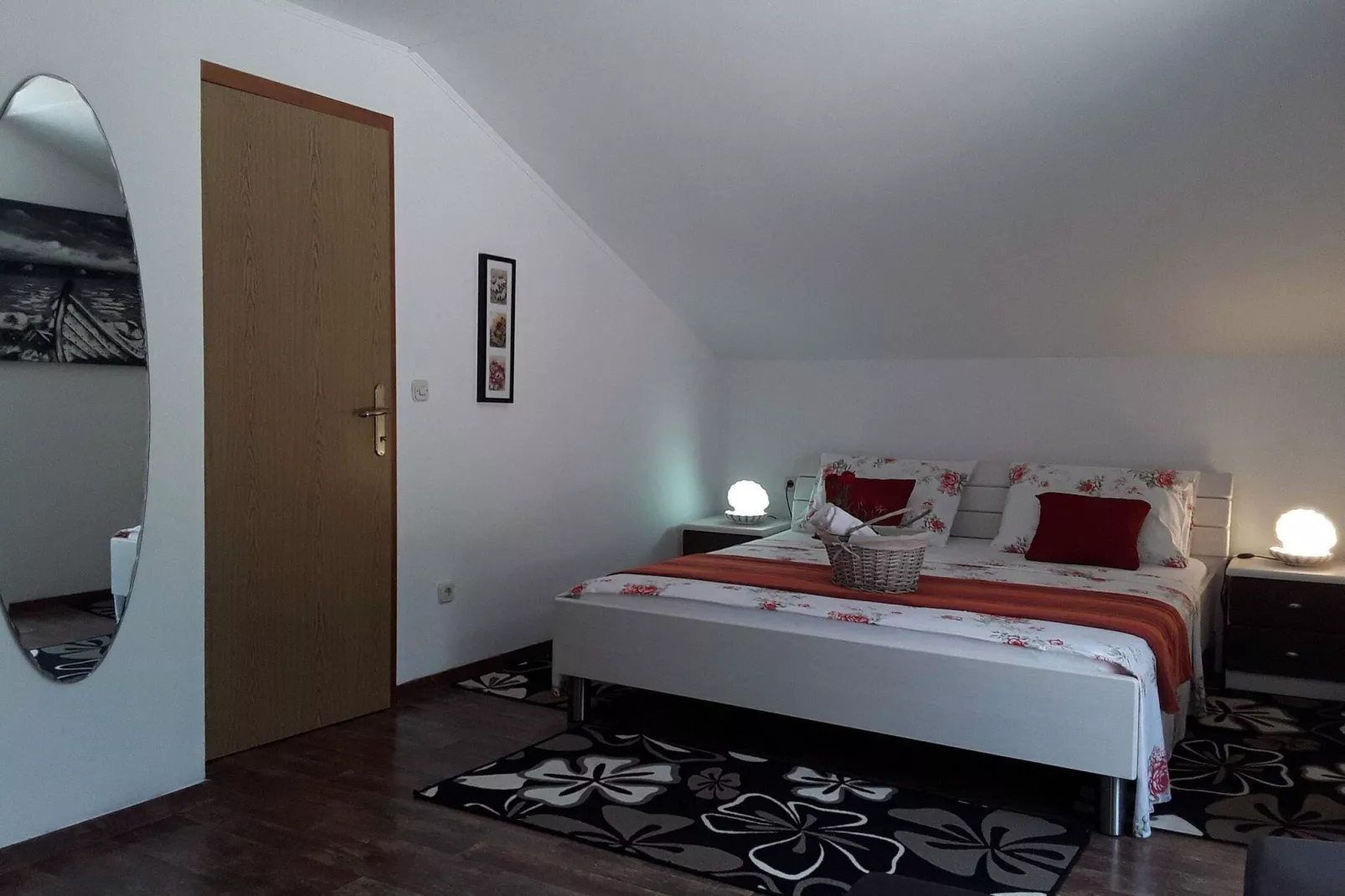 Holiday Home By The Sea-Bedroom