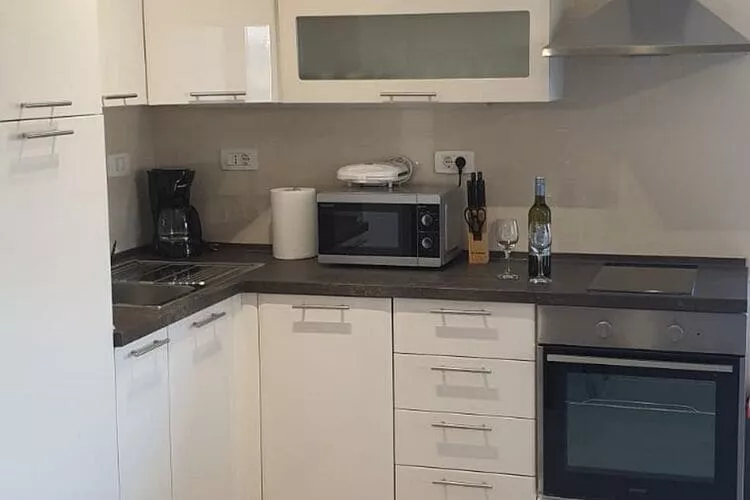 Apartments Villa Salona Sky -  DeluxeTwo Bedroom Apartment with Balcony (5)-Cuisine
