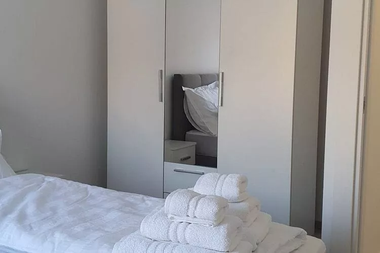 Apartments Villa Salona Sky -  DeluxeTwo Bedroom Apartment with Balcony (5)-Chambre
