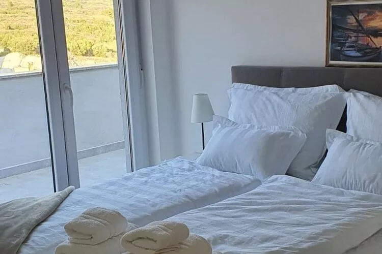 Apartments Villa Salona Sky -  DeluxeTwo Bedroom Apartment with Balcony (5)-Chambre