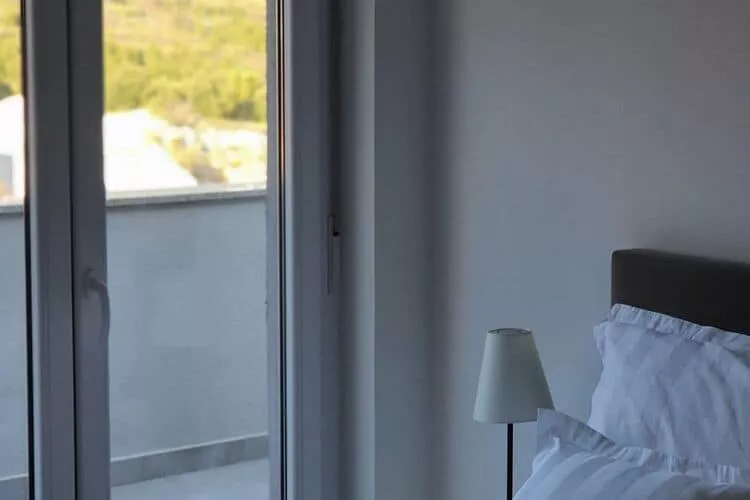 Apartments Villa Salona Sky -  DeluxeTwo Bedroom Apartment with Balcony (5)-Chambre