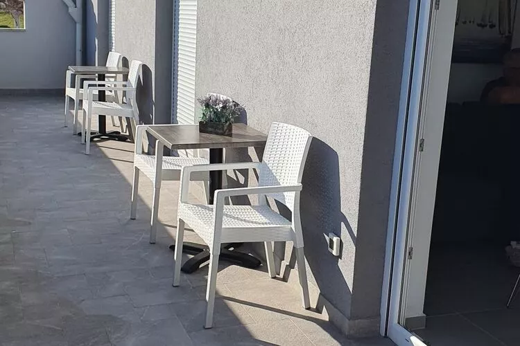 Apartments Villa Salona Sky - Superior Two Bedroom Apartment with Balcony (6)-Terrace