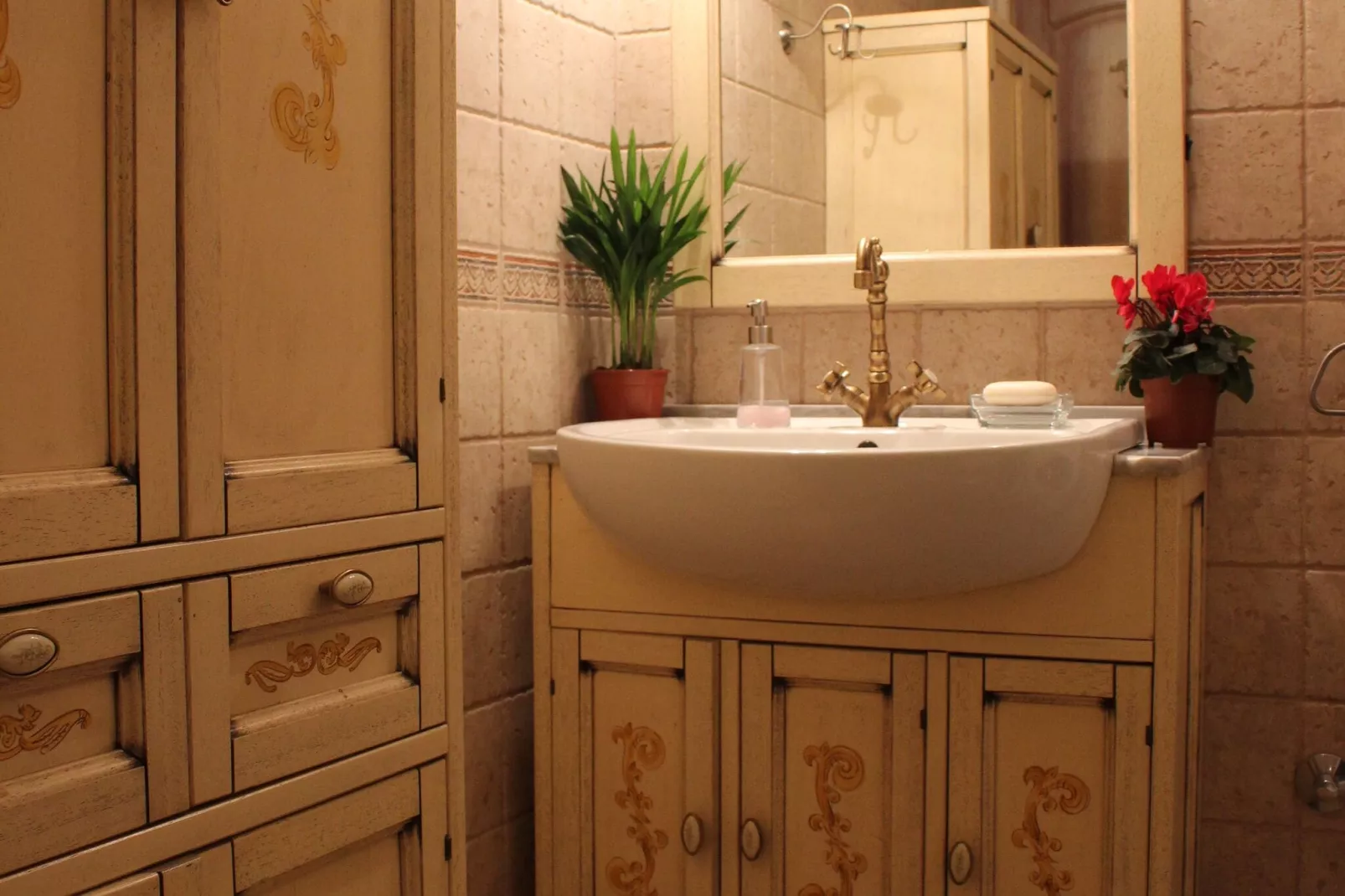 Villa Dol-Three Bedroom Villa with Pool-Bathroom