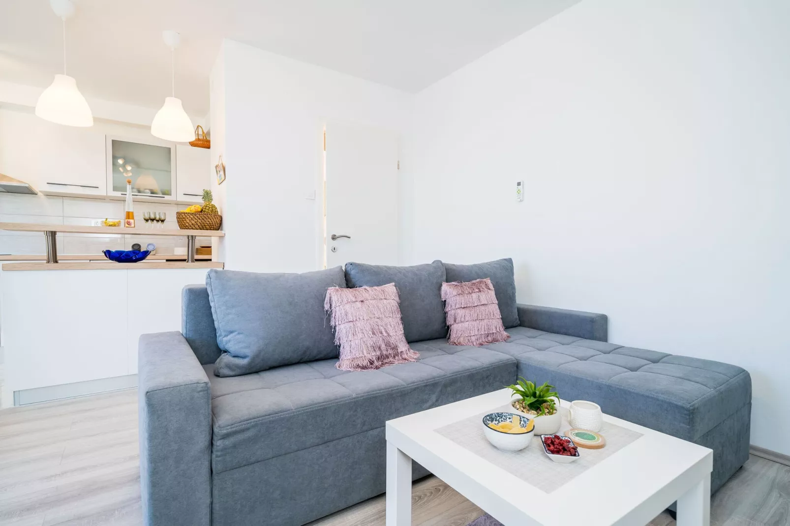 Apartment Cvjetković - Two Bedroom Apartment with Terrace and Sea View-Living room