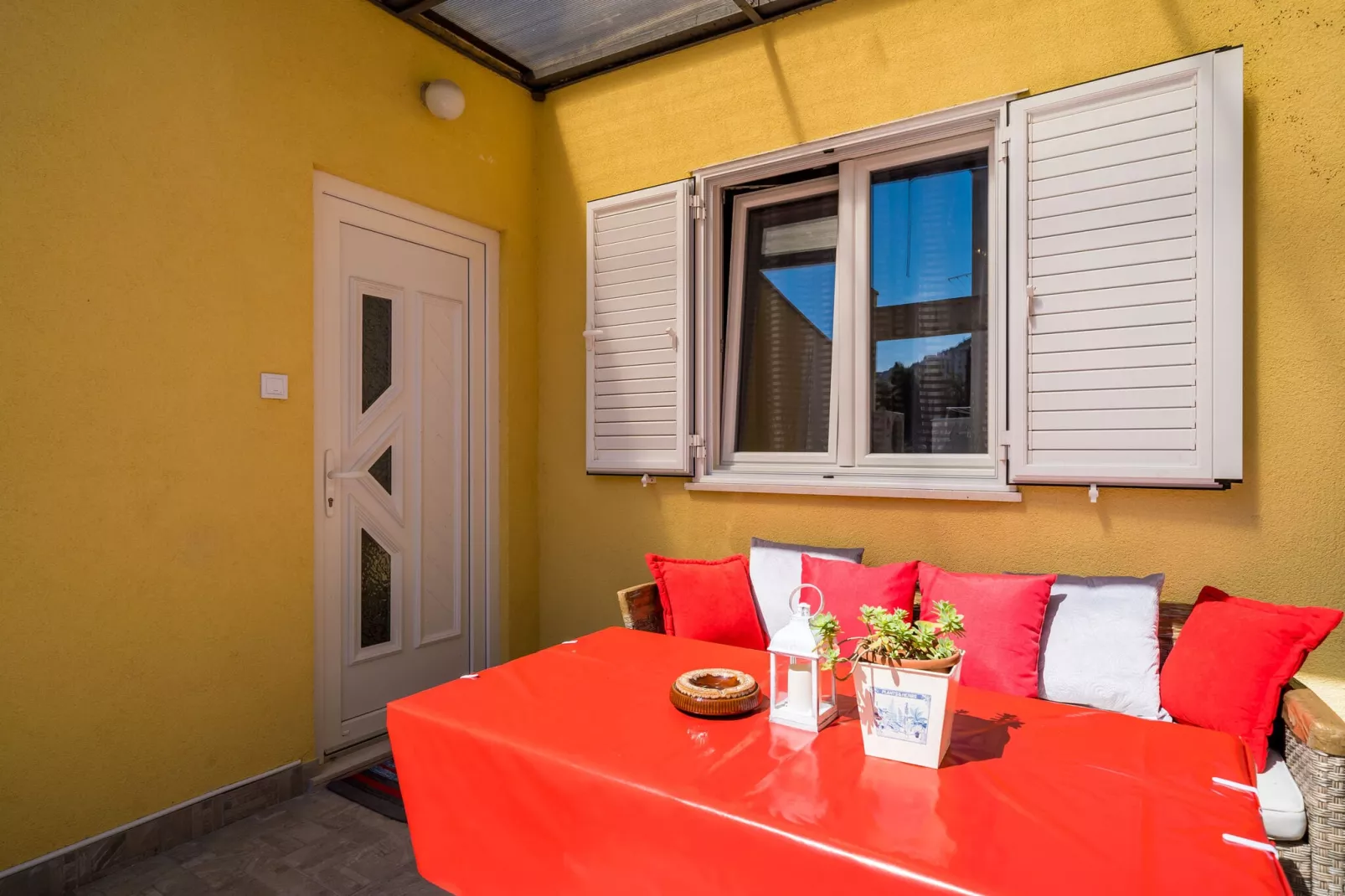 Apartment Cvjetković - Two Bedroom Apartment with Terrace and Sea View-Outdoor