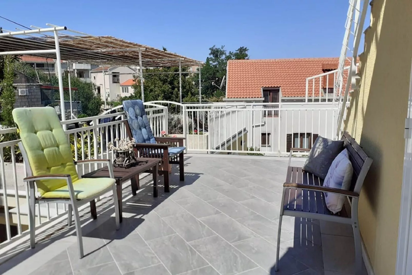 Castelletto - Standard Twin Room with Airport Transfer-Terrace