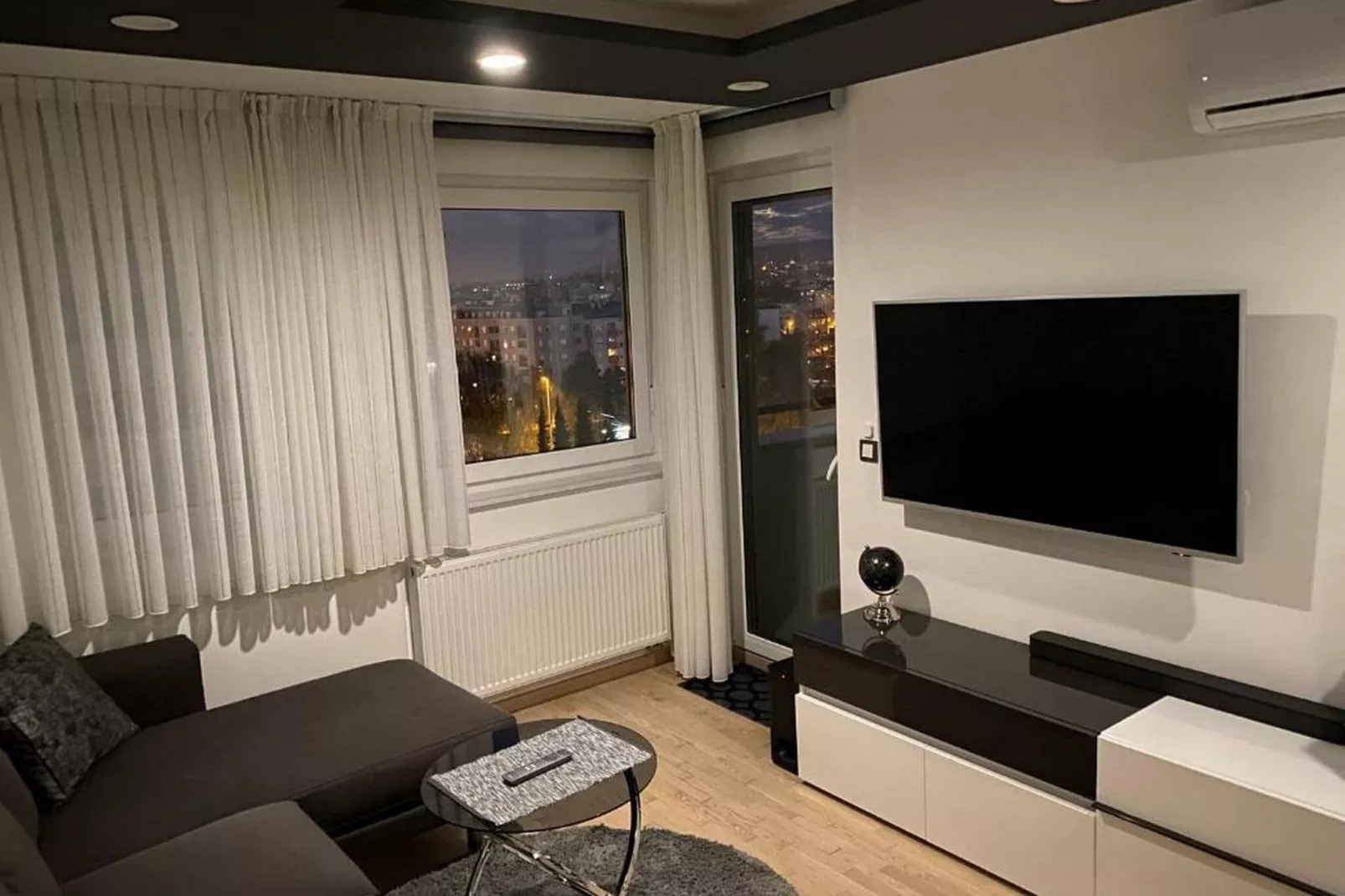 Apartment Vuky - Two bedroom apartment-Wohnzimmer