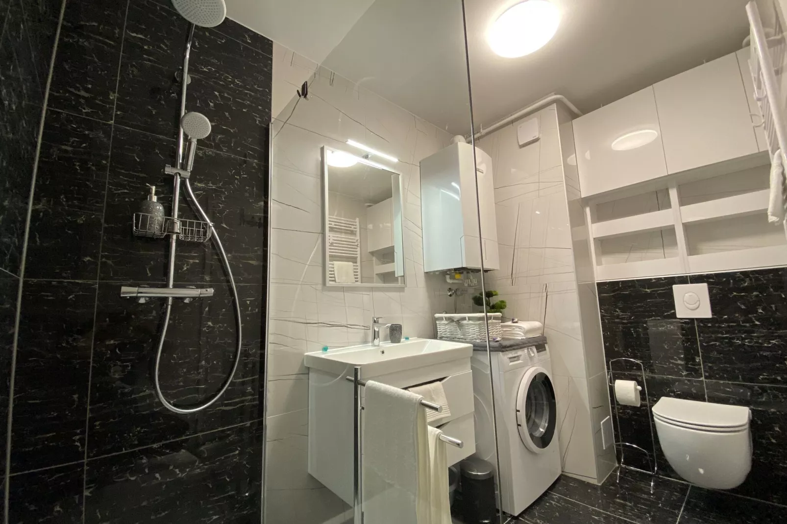Apartment Vuky - Two bedroom apartment-Badezimmer