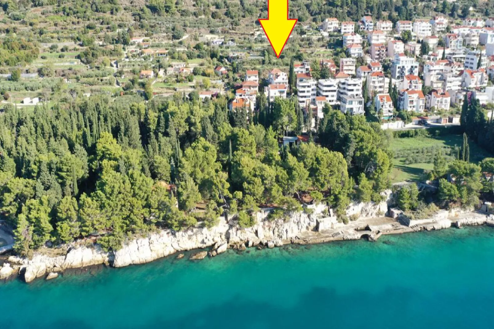 Luxury Suite Jasmin-Two Bedroom Suite with Hot Tub-View