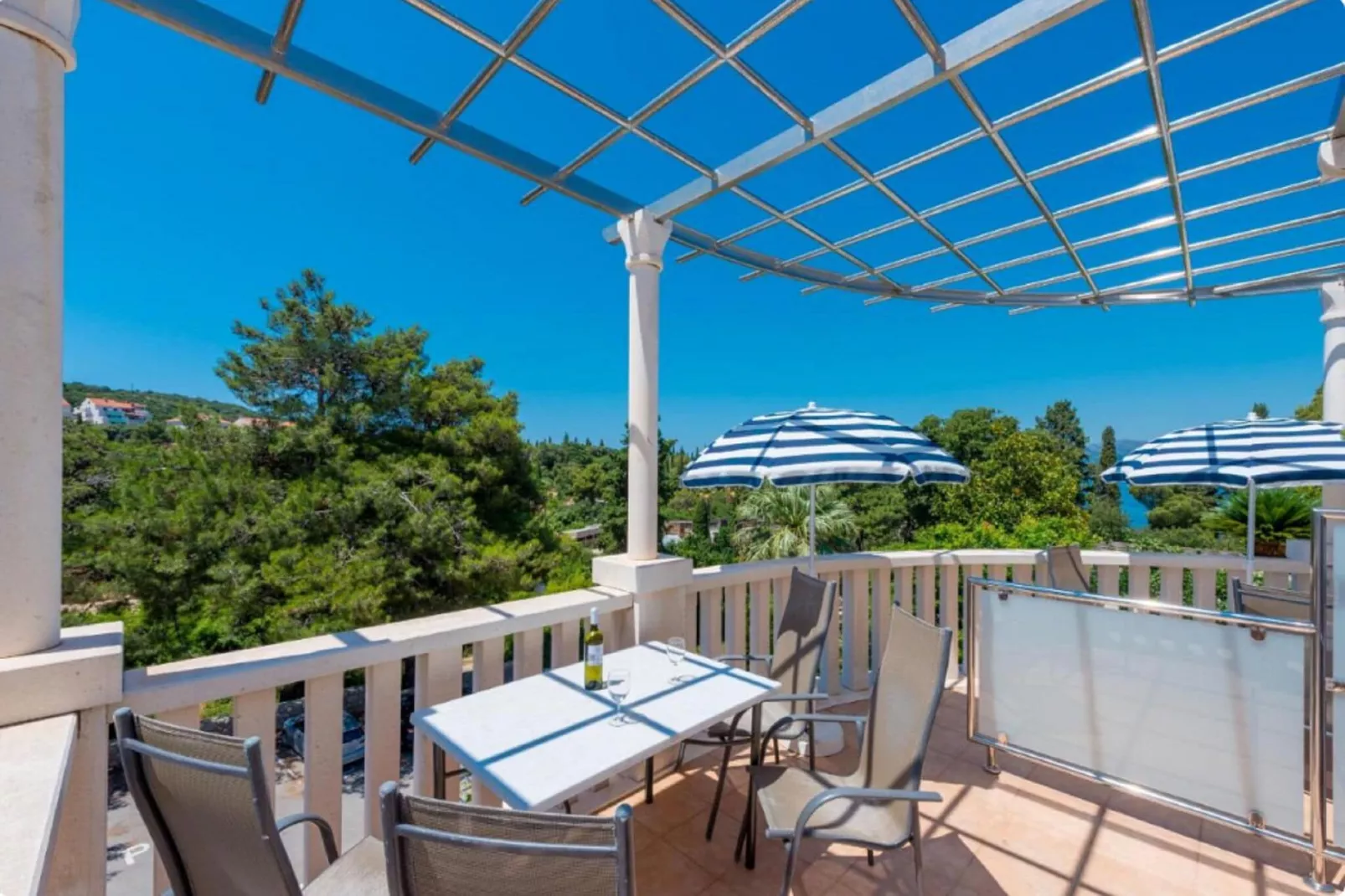Villa Borna Apartments - Deluxe Two Bedroom Apartment with Terrace and Sea View - br. 7-Terrace