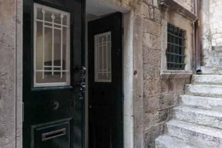 Anima Mea Old Town Apartment- Luxury Apartment-Outdoor