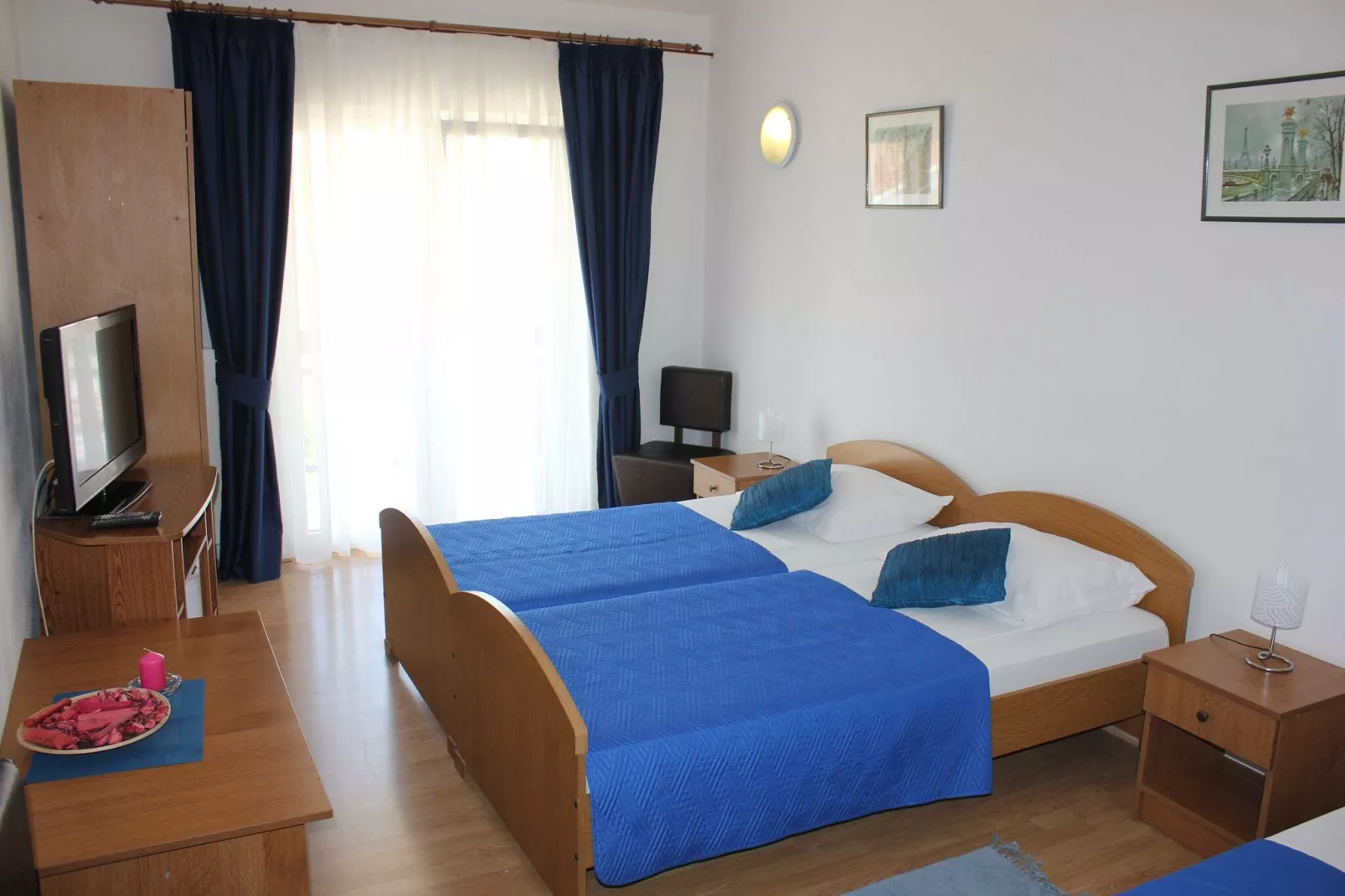 Guest House San Antonio-Triple Room with Balcony no.5-Innen