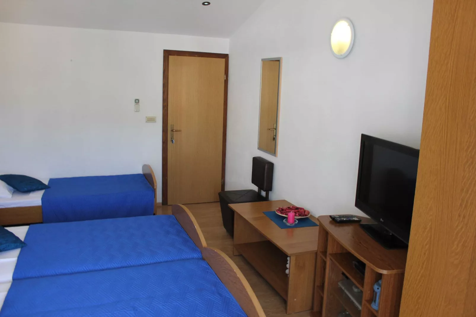 Guest House San Antonio - Deluxe Room with Patio no.4-Innen