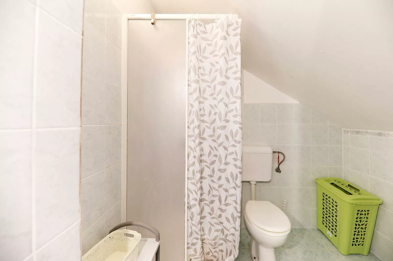 Apartments Melita - Comfort Two Bedroom Apartment with Terrace and Sea View (A2)-Bathroom