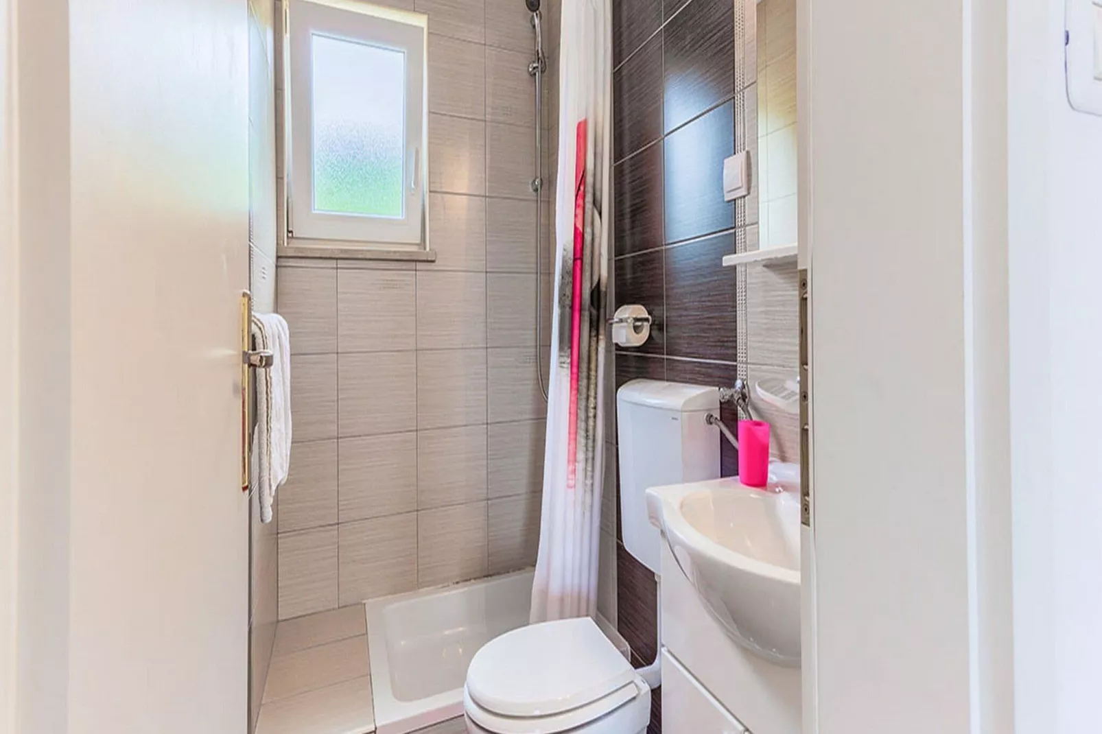 Apartments Ivo - Superior One bedroom apartment with terrace and sea view (A4)-Salle de bain