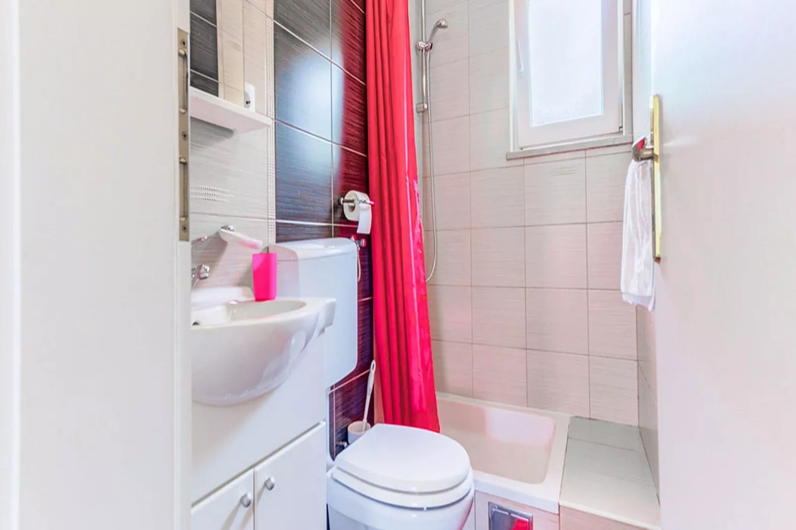 Apartments Ivo - One bedroom apartment with terrace and sea view (A5)-Bathroom