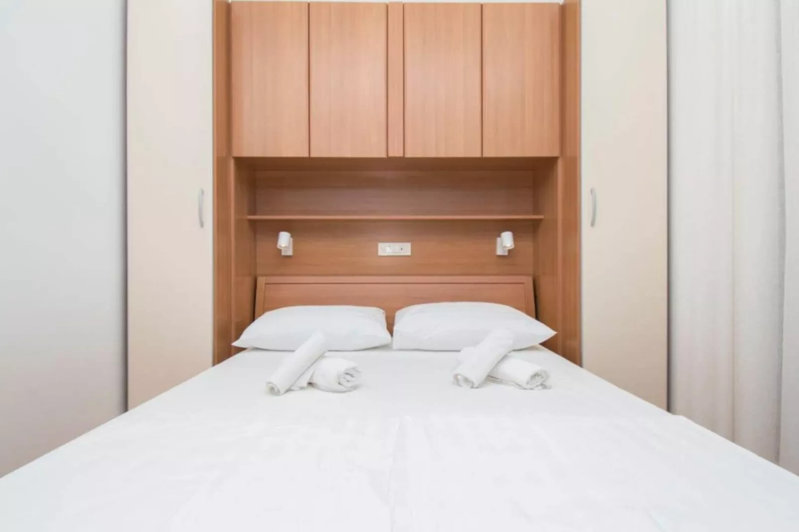 Apartments Antonio - One Bedroom Apartment with Balcony - 1-Chambre