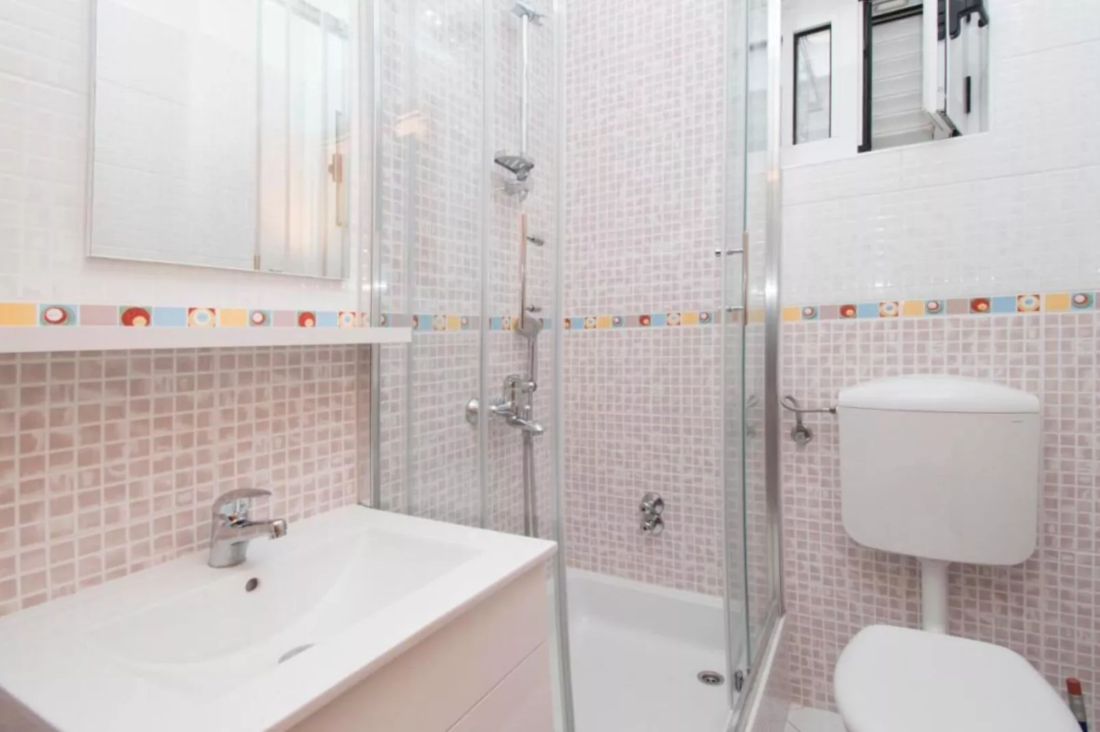 Apartments Antonio - Comfort One-Bedroom Apartment with Balcony and Sea View - 4-Bathroom