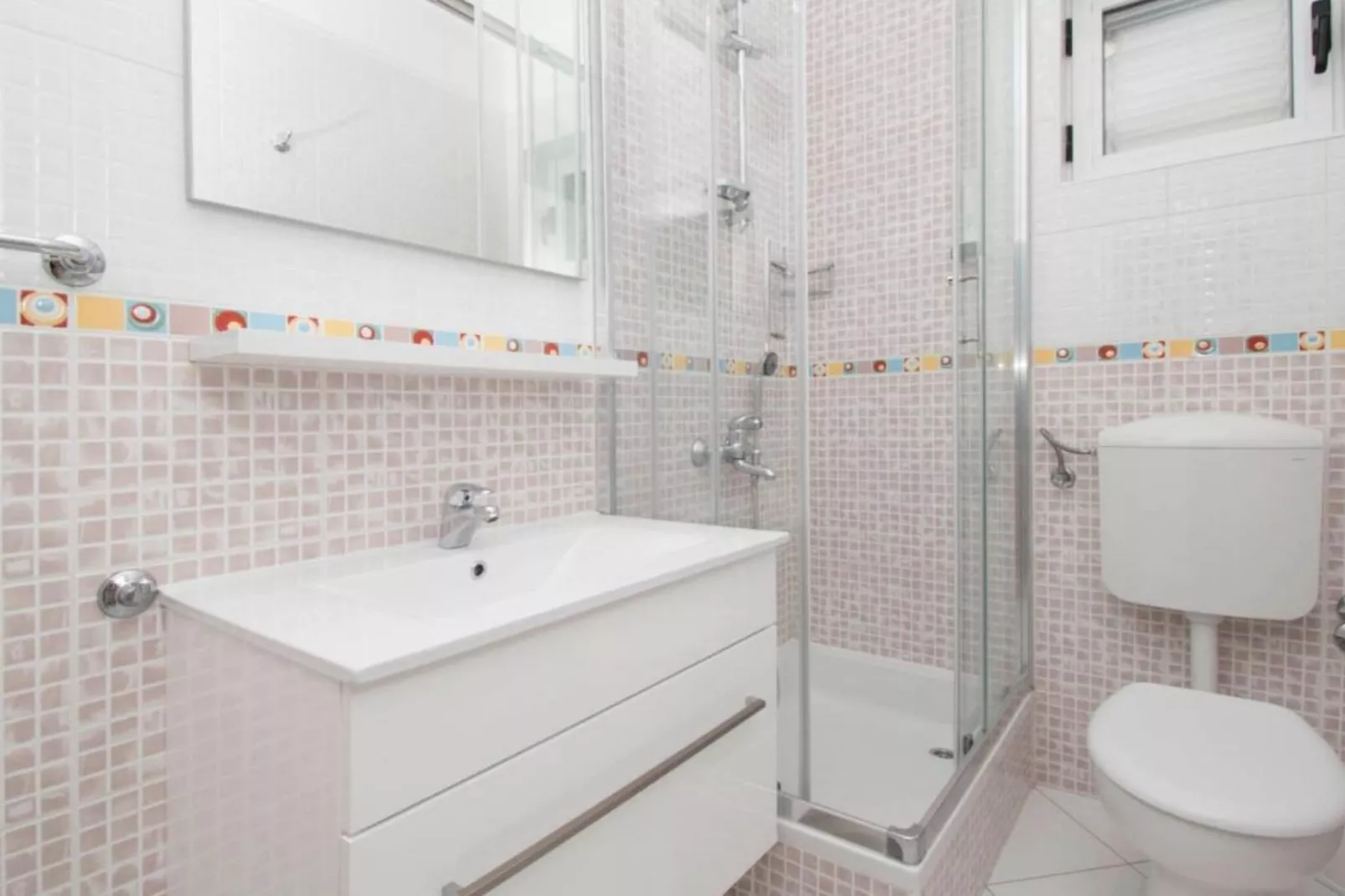 Apartments Antonio - Comfort One-Bedroom Apartment with Balcony and Sea View - 4-Bathroom