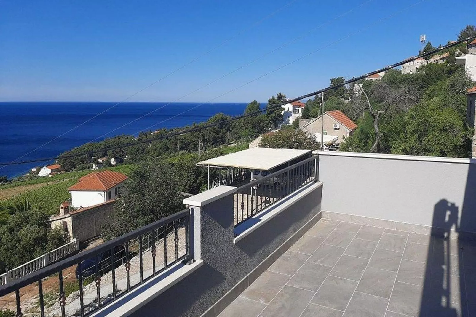 Apartments Dobrila - One Bedroom Apartment with Terrace and sea view - B1-Terrace