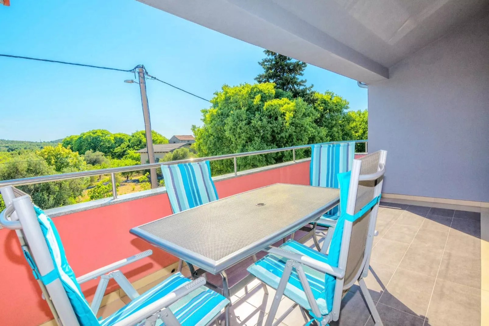 Holiday Home Marinela - Four Bedroom Holiday Home with Swimming Pool-Terrassenbalkon