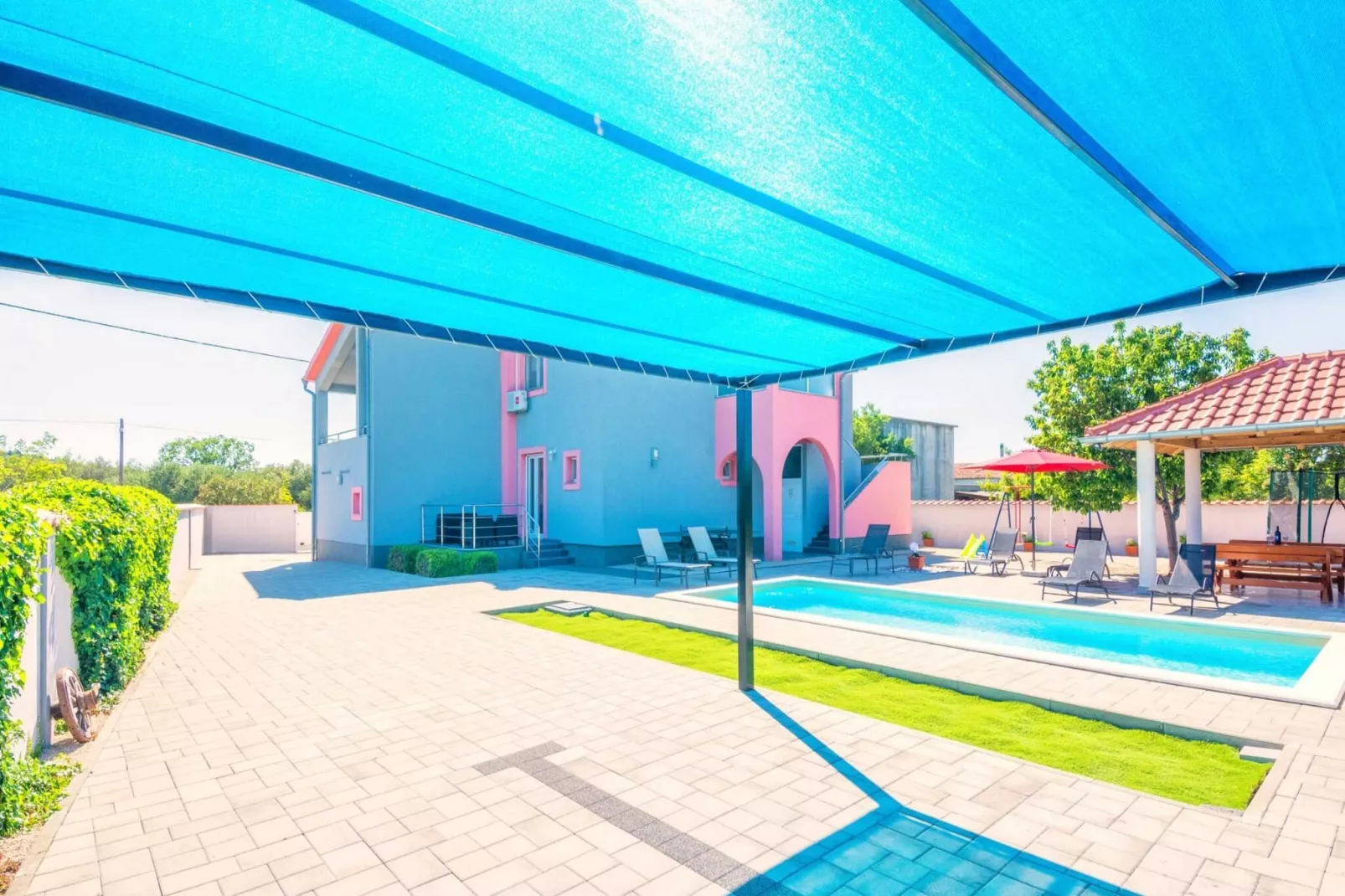 Holiday Home Marinela - Four Bedroom Holiday Home with Swimming Pool-Außenbereich